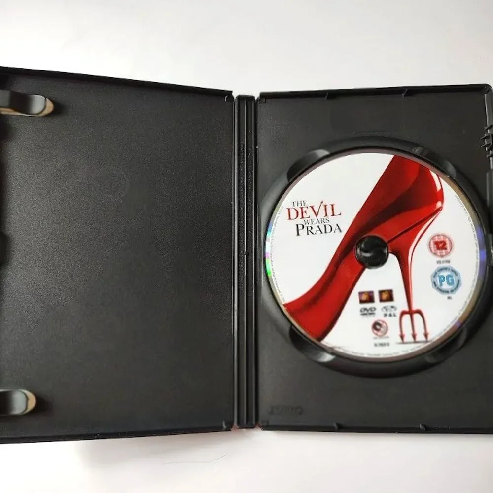 The Devil Wears Prada DVD 2006 Comedy Meryl Streep Region 2 Europe Rated 12 - Picture 3 of 3
